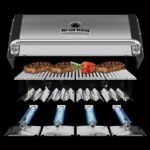Broil King Regal S 590 Pro Gas Grill BK95834 - Image 9