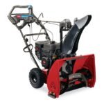Toro SnowMaster 724 QXE 24-Inch Snow Blower - Image 2